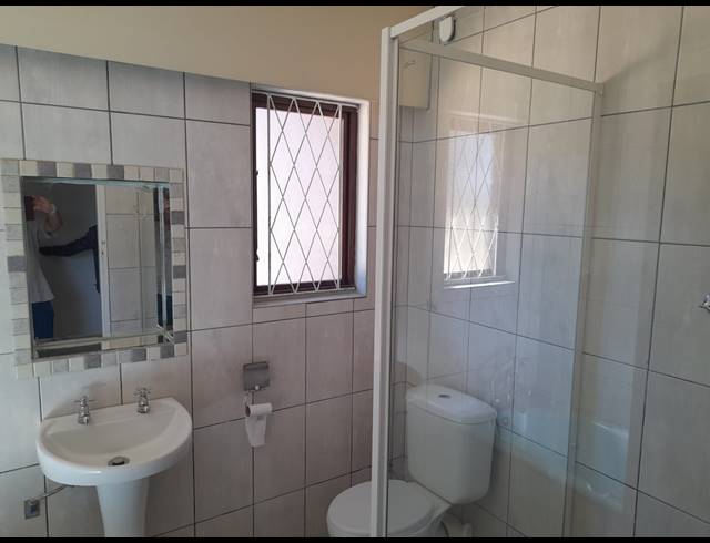 0 bed property to rent in FARNINGHAM RIDGE